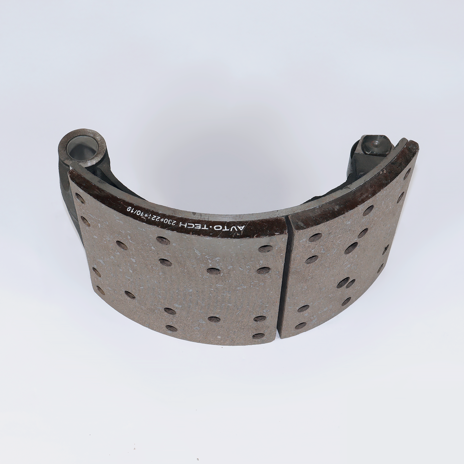 Колодка тормозная задняя с роликом FAW J5/J6 c 2011г  AVTO-TECH (QUALITY ORIGINAL)
