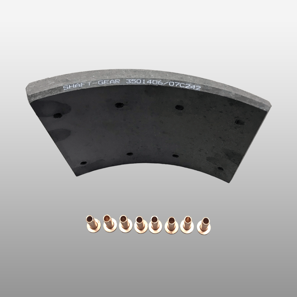 Накладка тормозная передняя FAW J6 (длинная 8отв.) QINYAN