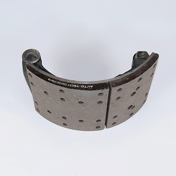Колодка тормозная задняя с роликом FAW J5/J6 c 2011г  AVTO-TECH (QUALITY ORIGINAL)